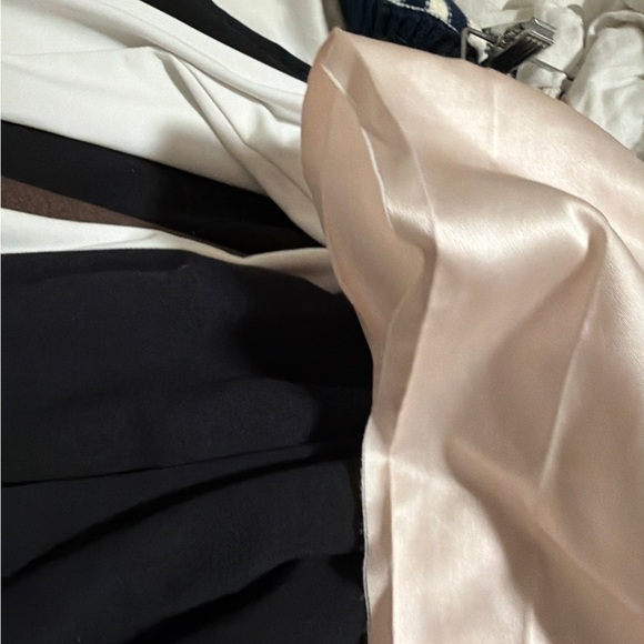 Dior Soft Pink Robe - Picture 7 of 8